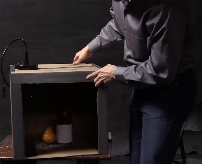 Building a simple still-life box is the best way to create a perfect lighting environment in your home art studio.